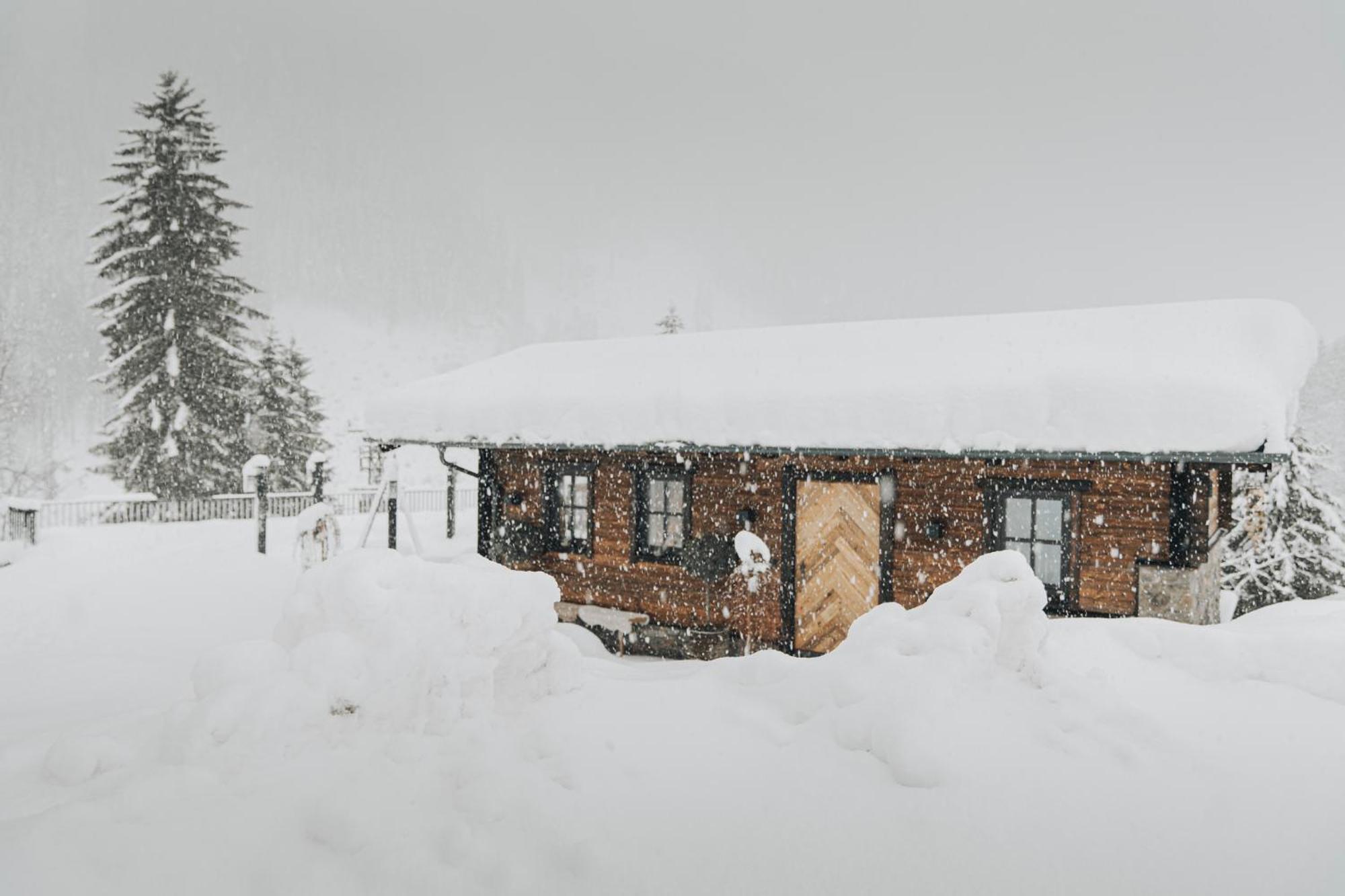 Haus Spieleck Bed & Breakfast Saalbach-Hinterglemm Exterior photo